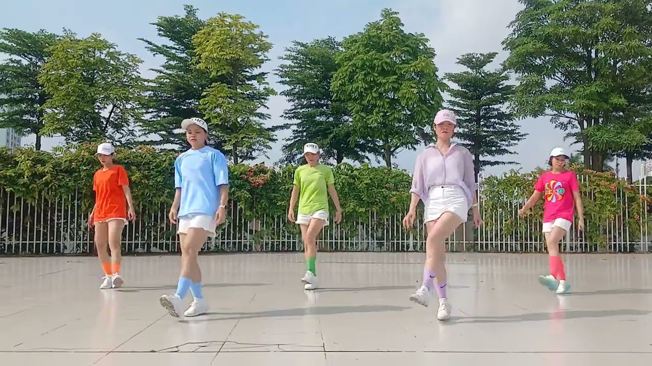 Tình yêu là gì. BĐ Đào Dung. BD ce clb shuffle dance Thanh Vũ. Ngọc lâm, Long Biên. HN