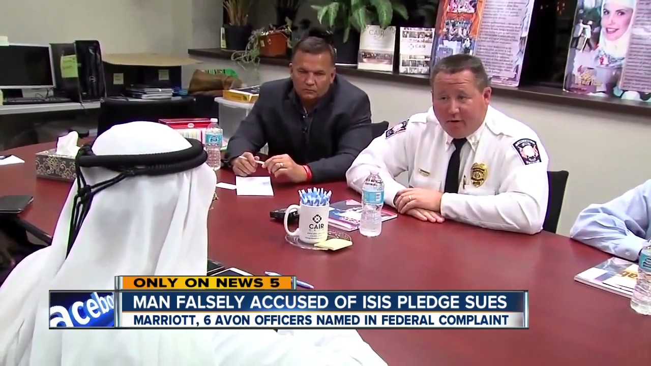 Man falsely accused of pledging allegiance to ISIS sues hotel, Avon police officers in federal court