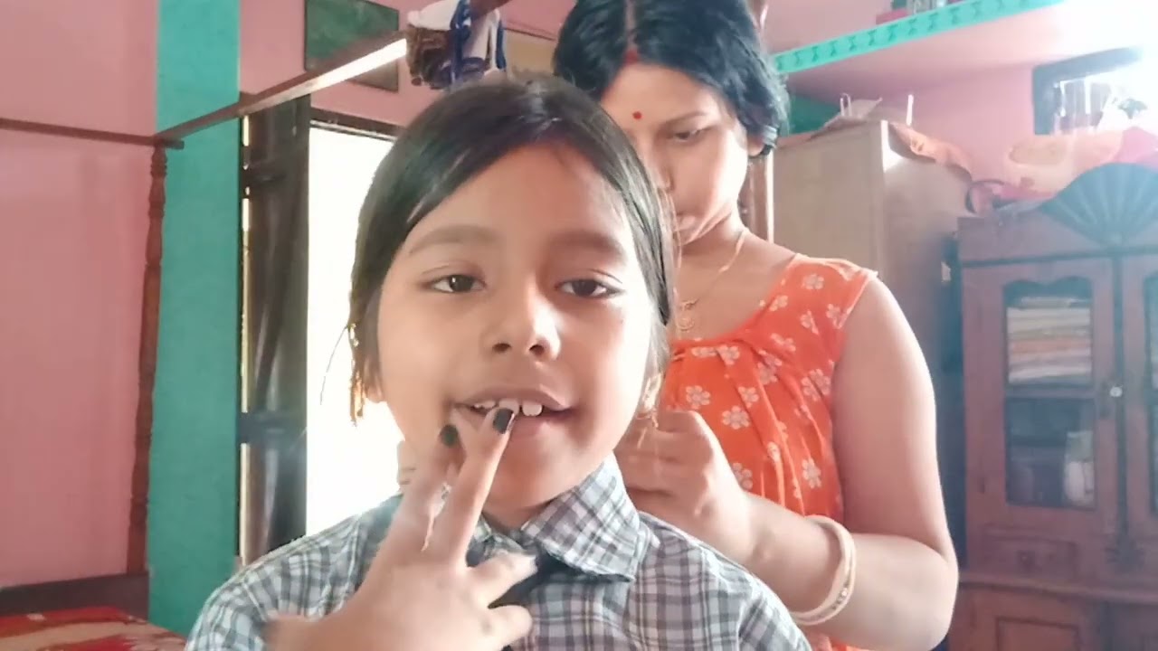 সারাদিনের কাজকম্  শেষ করে /   রাতে বিয়েবাড়ি গেলাম