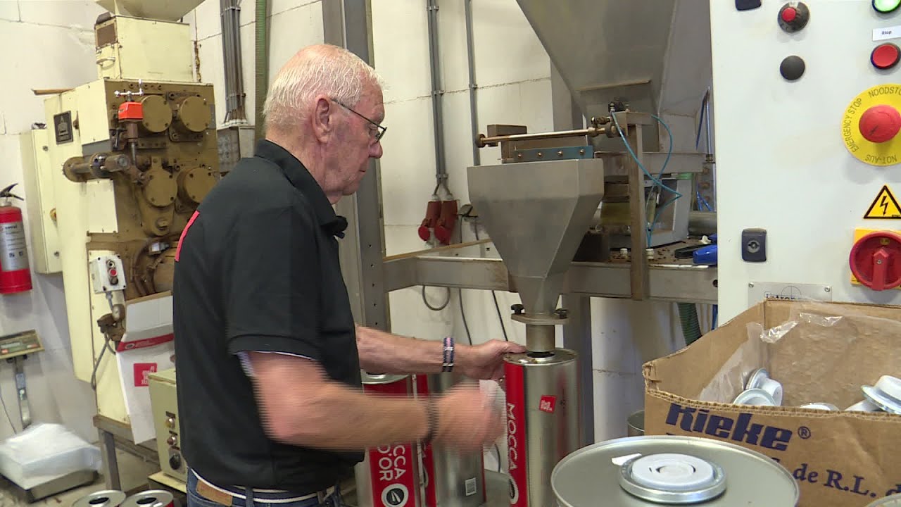 Gerrit werkt al 65 jaar bij Bredase koffiebranderij: 