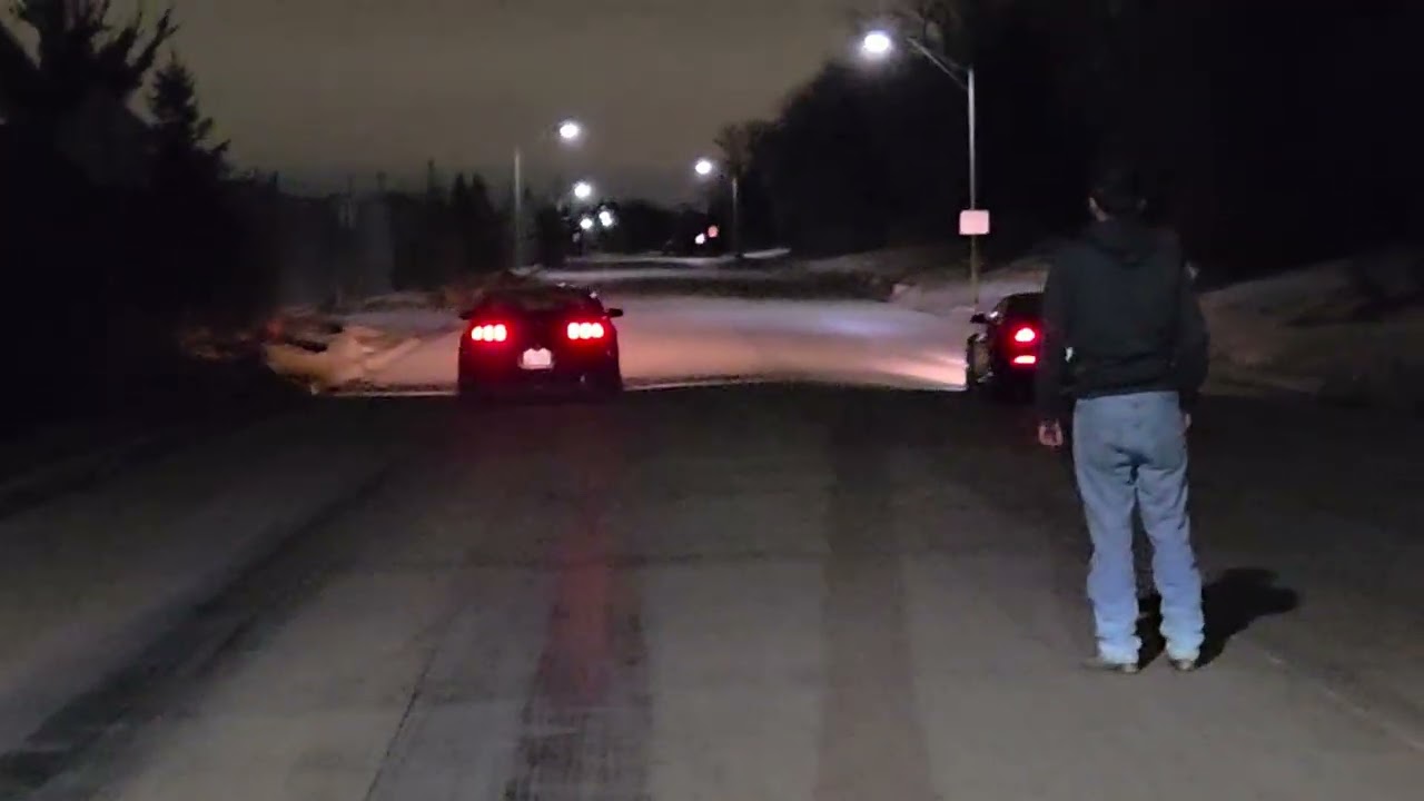 Mustang v6 vs 350z DE at
