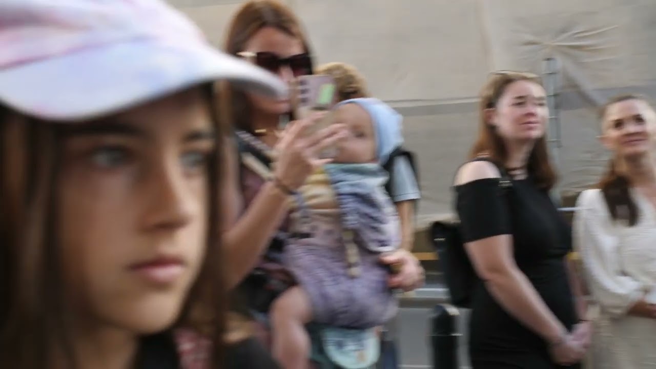 Dejvické divadlo - Společně do Galaxie.