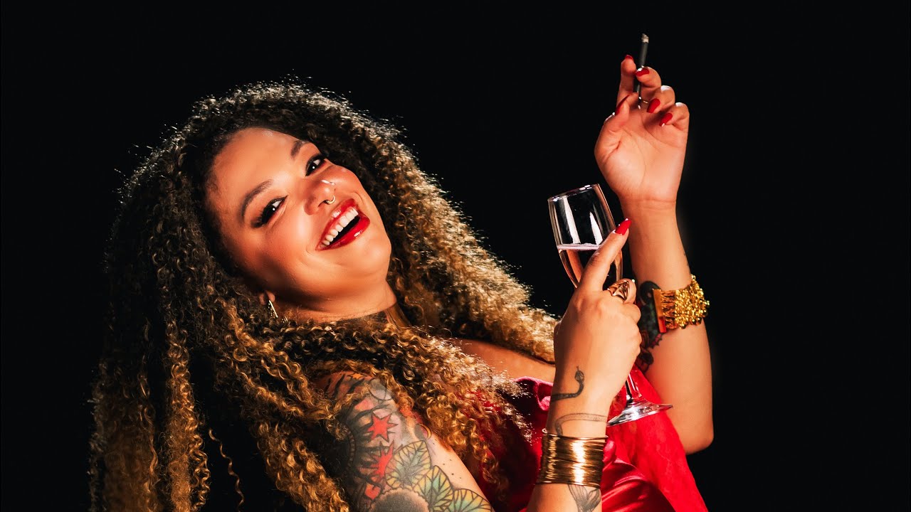 Ana Cacimba - Pombagira/ Dona da Casa/ Maria Mariá (Visualizer Oficial)