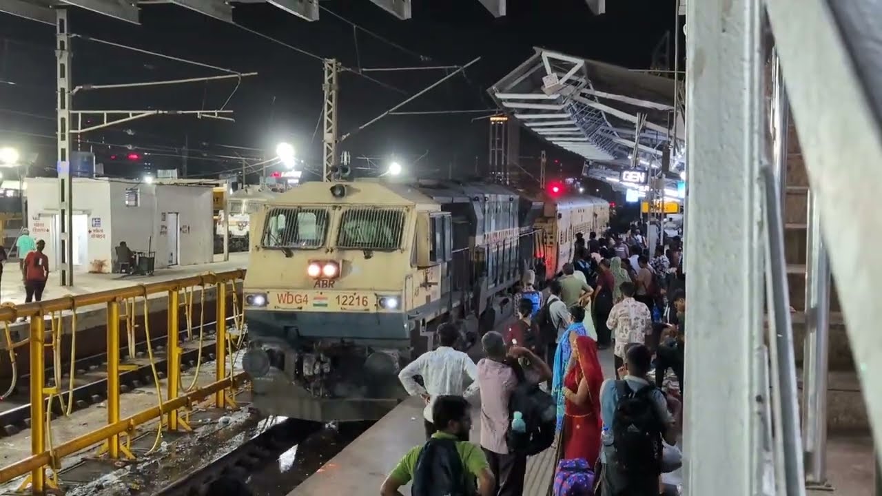 5 in 1 Back to Back Train Arriving At Surat. | Saurashtra Mail + Amarpur Aravali+ Lok Shakti+Special