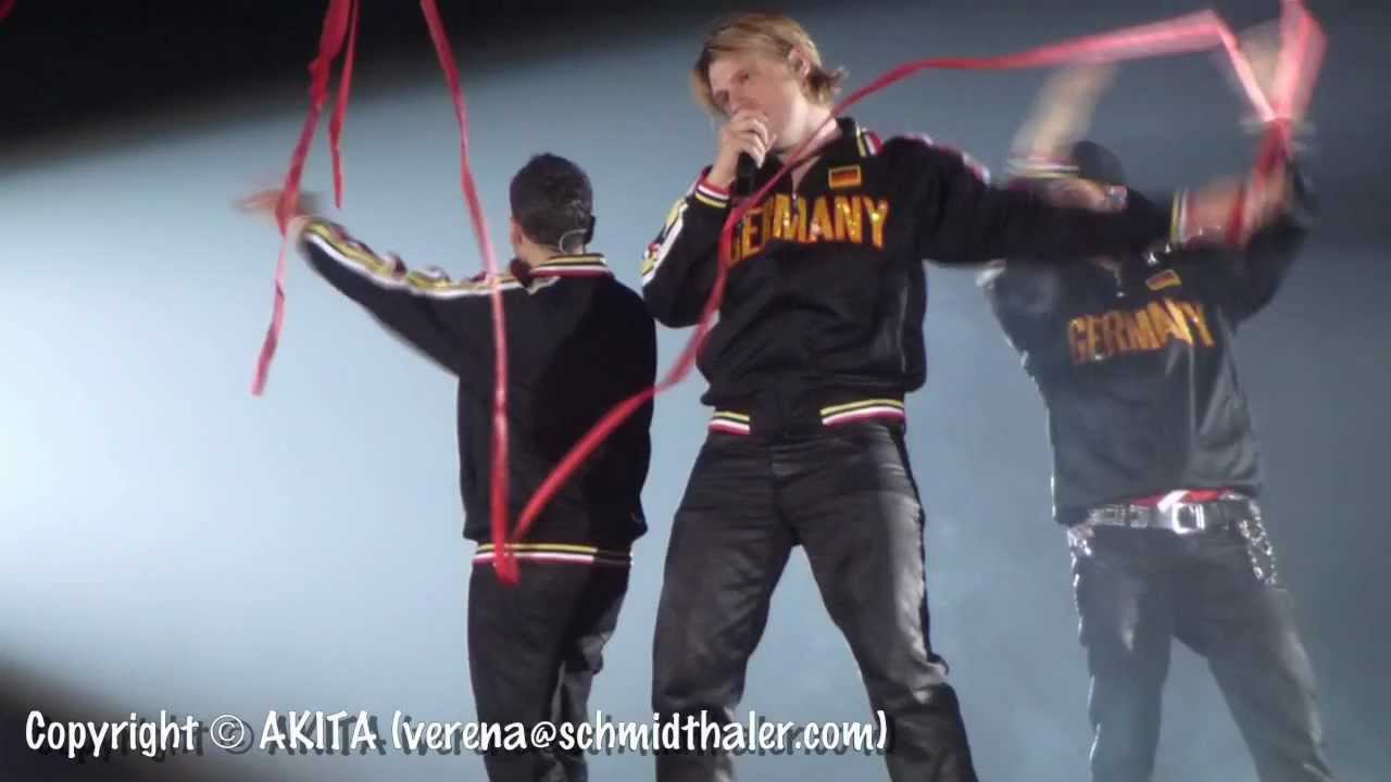 NKOTBSB - Everybody/Hangin' Tough (Leipzig 2012 - Part 32) HD
