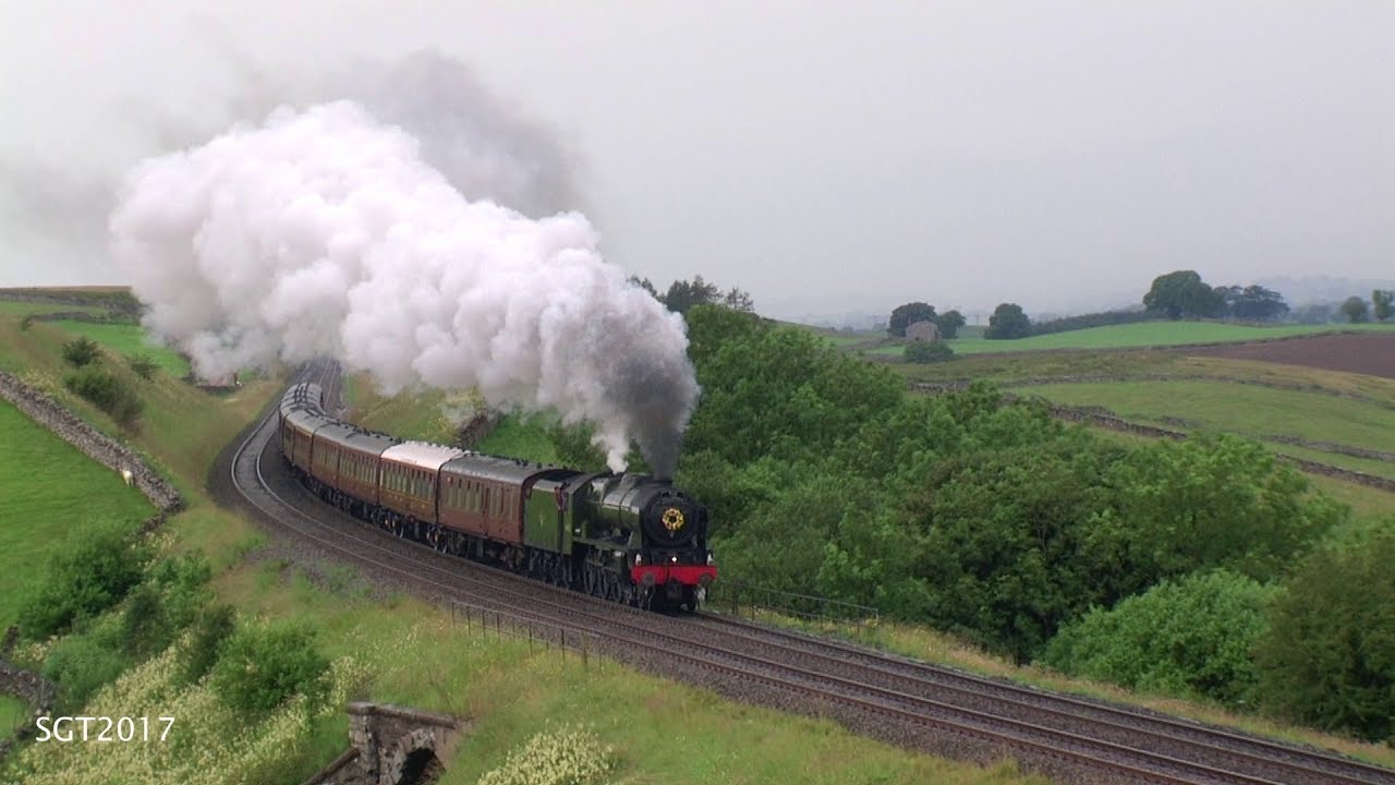 LMS 46115 Ten years of thunder on the Mainline .