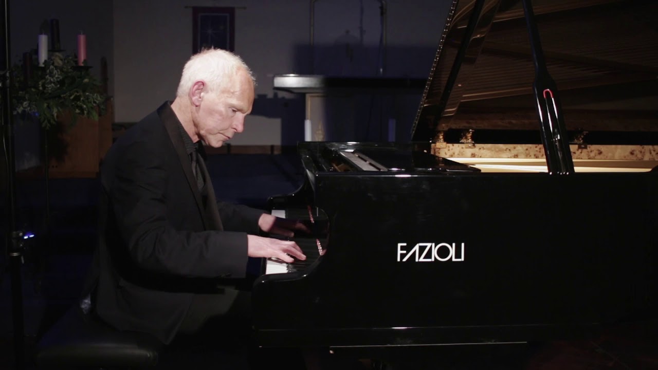 Liszt - Consolation no. 3 in D flat major performed by Phillip Dyson