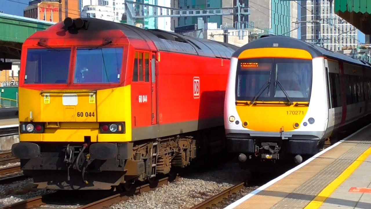 Trains at Cardiff Central - 10/09/20