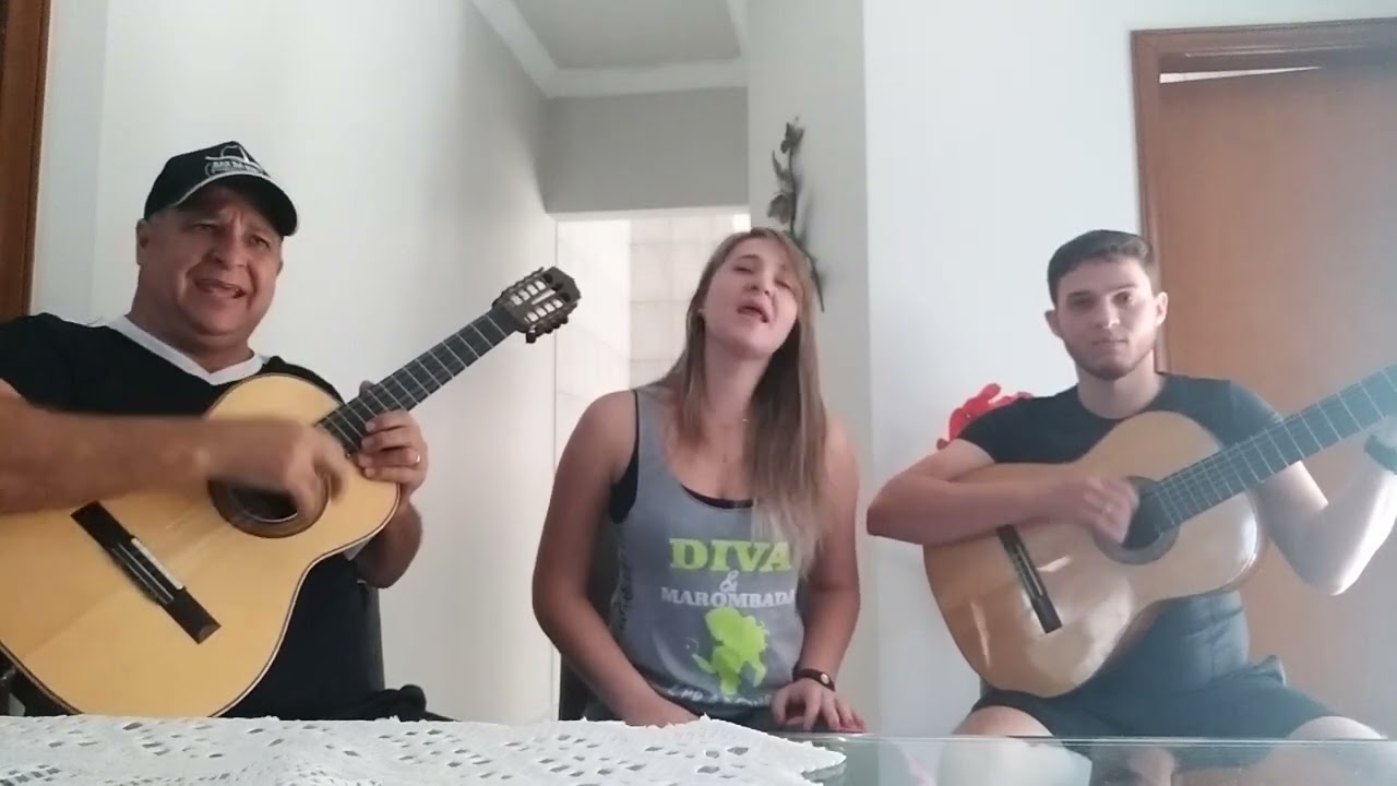 Marcos Violeiro, Vanessa Leal e Robert Leal - Piscina