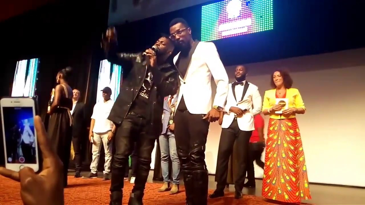 Arafat Dj et Serge Beynaud ensemble aux Awards du coupé-décalé