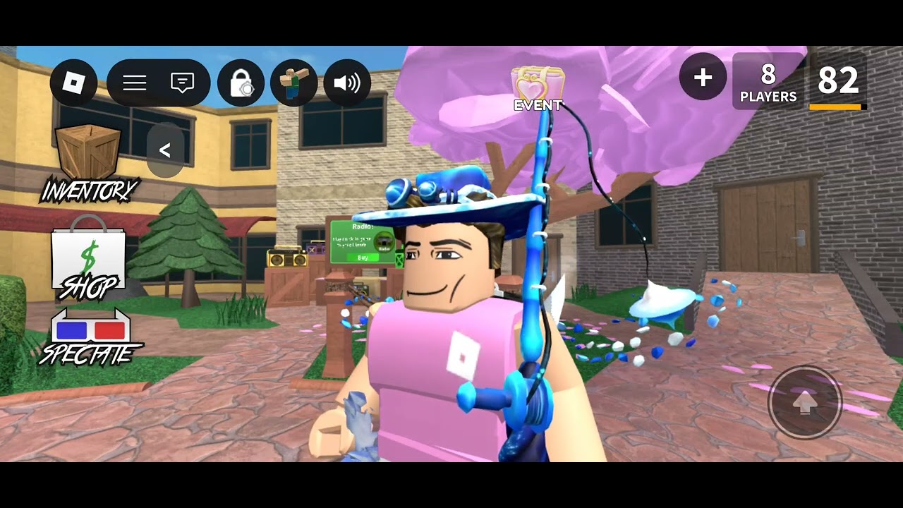 Playing mm2 😃😃
