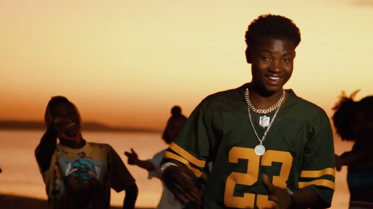 Ckycky - Cocorico (Official Video)