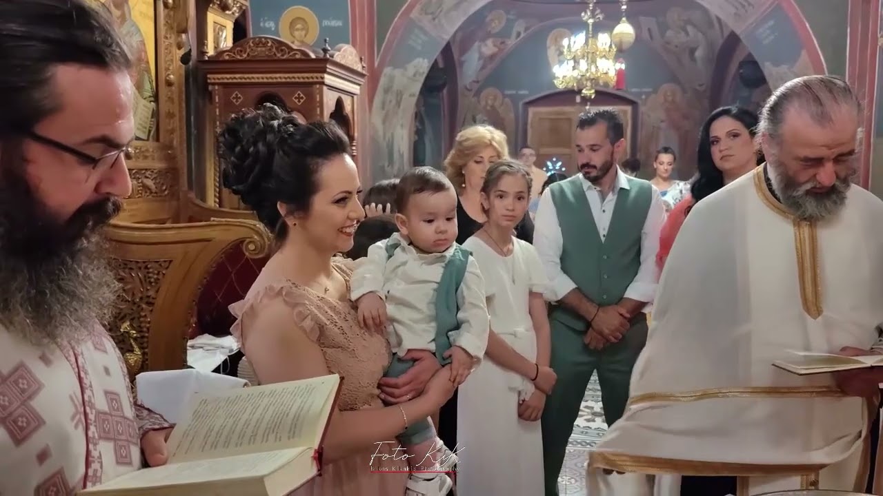 Στον Άγιο Μύρωνα  Ηρακλείου μία πολύ όμορφη βάπτιση σε ένα υπέροχο χώρο