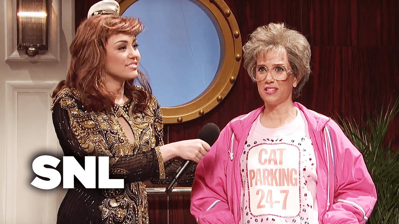 Grossed Out Cruise Ship Singer - SNL