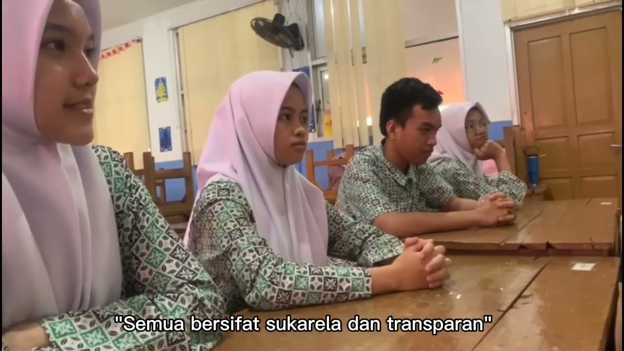 TUGAS BAHASA INDONESIA 10.4 MAN 3 JAKPUS KELOMPOK 7 