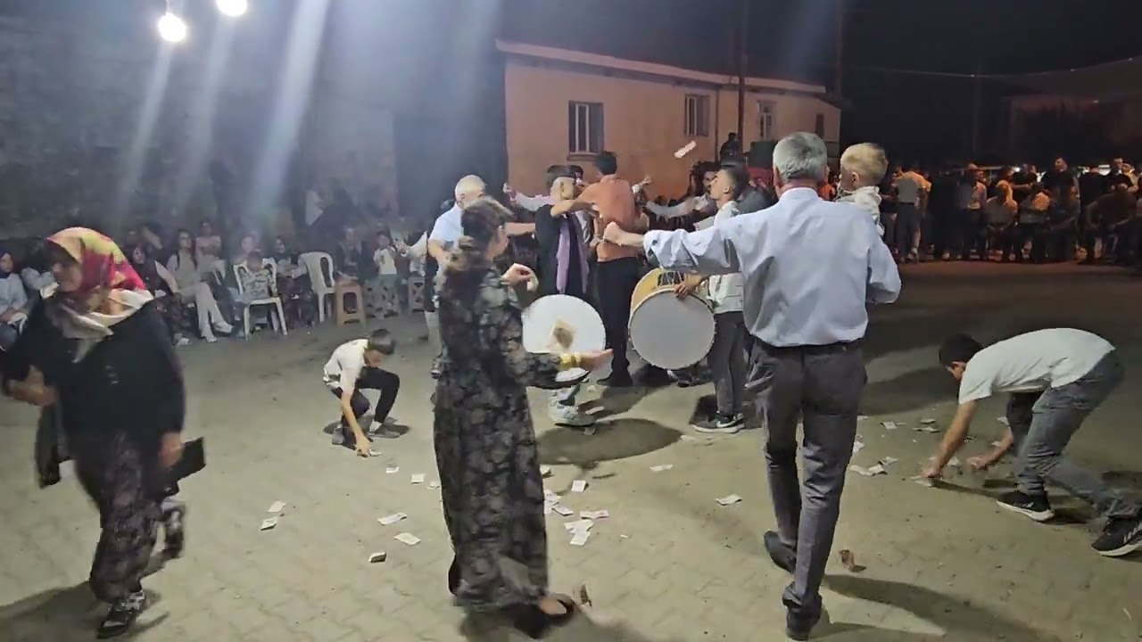 DEMİRCİ'nin KULALAR KÖYÜNDE AHMET SÖNMEZ'İN ASKER EĞLENCESİNDEN GÖRÜNTÜLER 15-08-2024