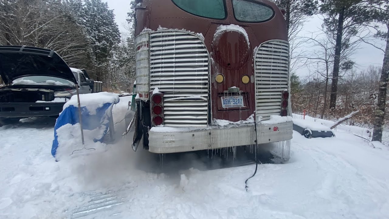 Detroit diesel cold starts 2 671’s.  Cold cold and more cold