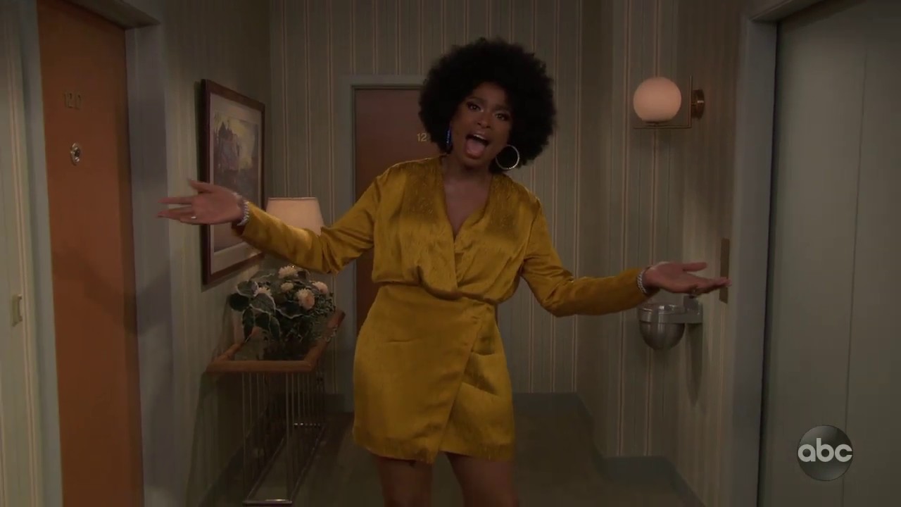 Jennifer Hudson Sings “The Jeffersons” Theme Song – Live In Front Of A Studio Audience