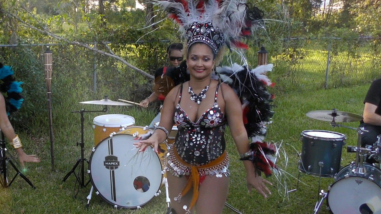Brazilian Samba Dance & Bateria / Drums