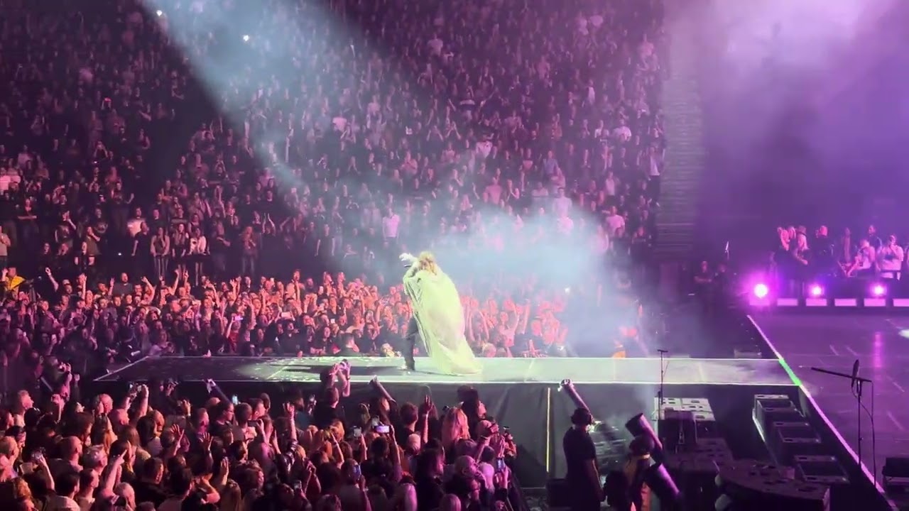 Thirty Seconds to Mars - Kings and Queens Live Manchester AO Arena 2024