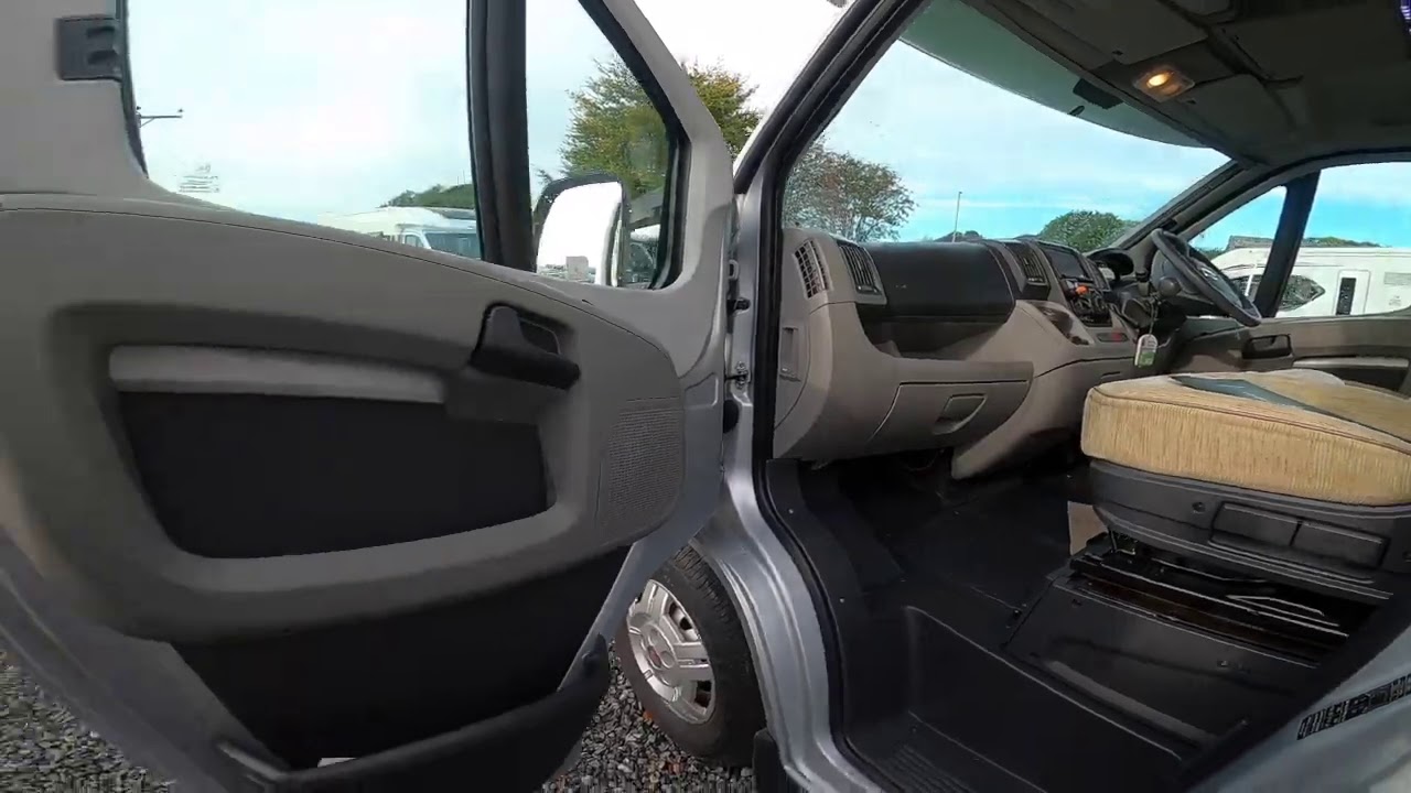 Видео о передаче Auto Trail Apache 700