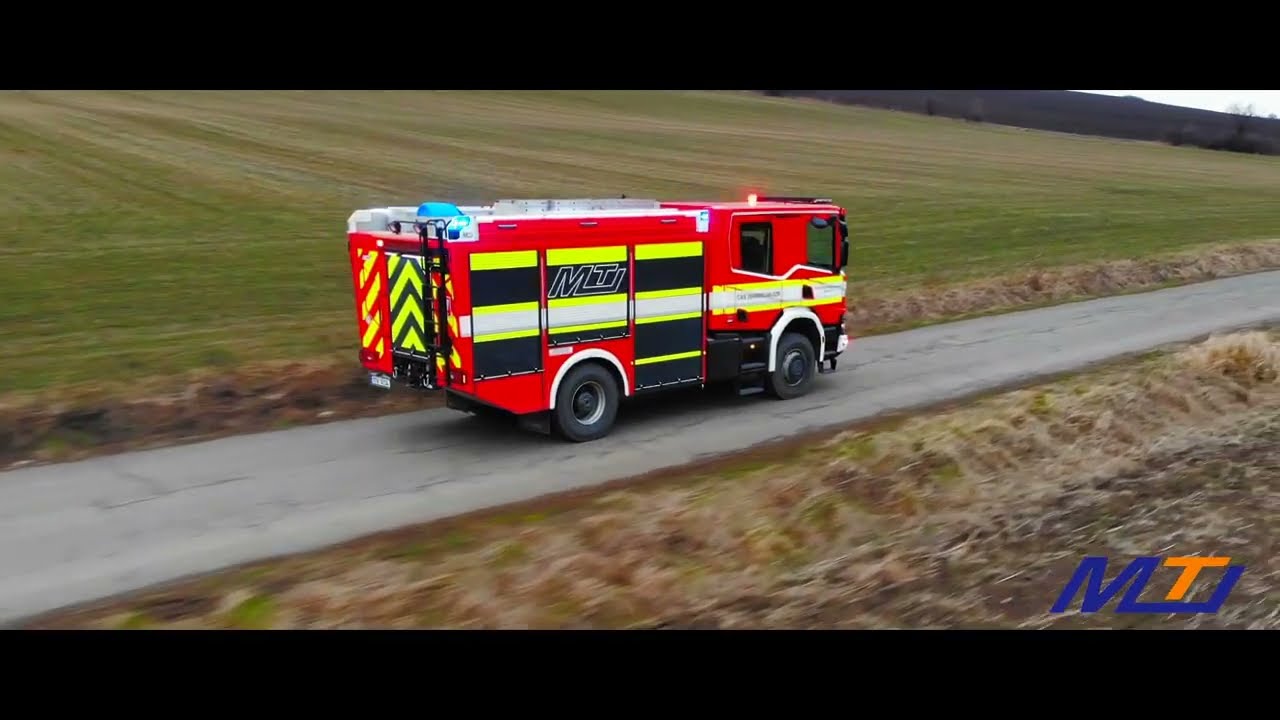 Scania XT P440 -  średni samoch&oacute;d ratowniczo-gaśniczy (středn&iacute; z&aacute;sahov&eacute; vozidlo) - MOTO-TRUCK