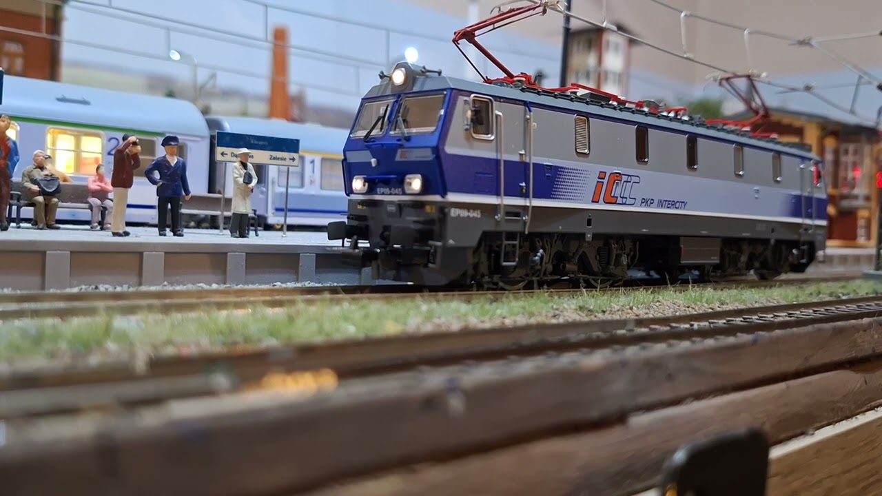 EP09 Piko dcc prezentacja Funkcji dekodera