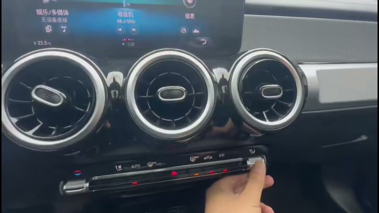Mercedes Benz GLB 2021 Модель GLB 180 Sport