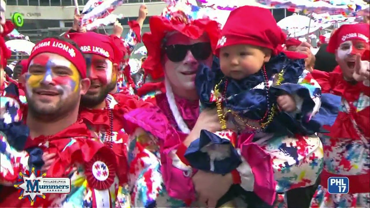 Mummers 2022 Wench Brigade 05 Cara Liom