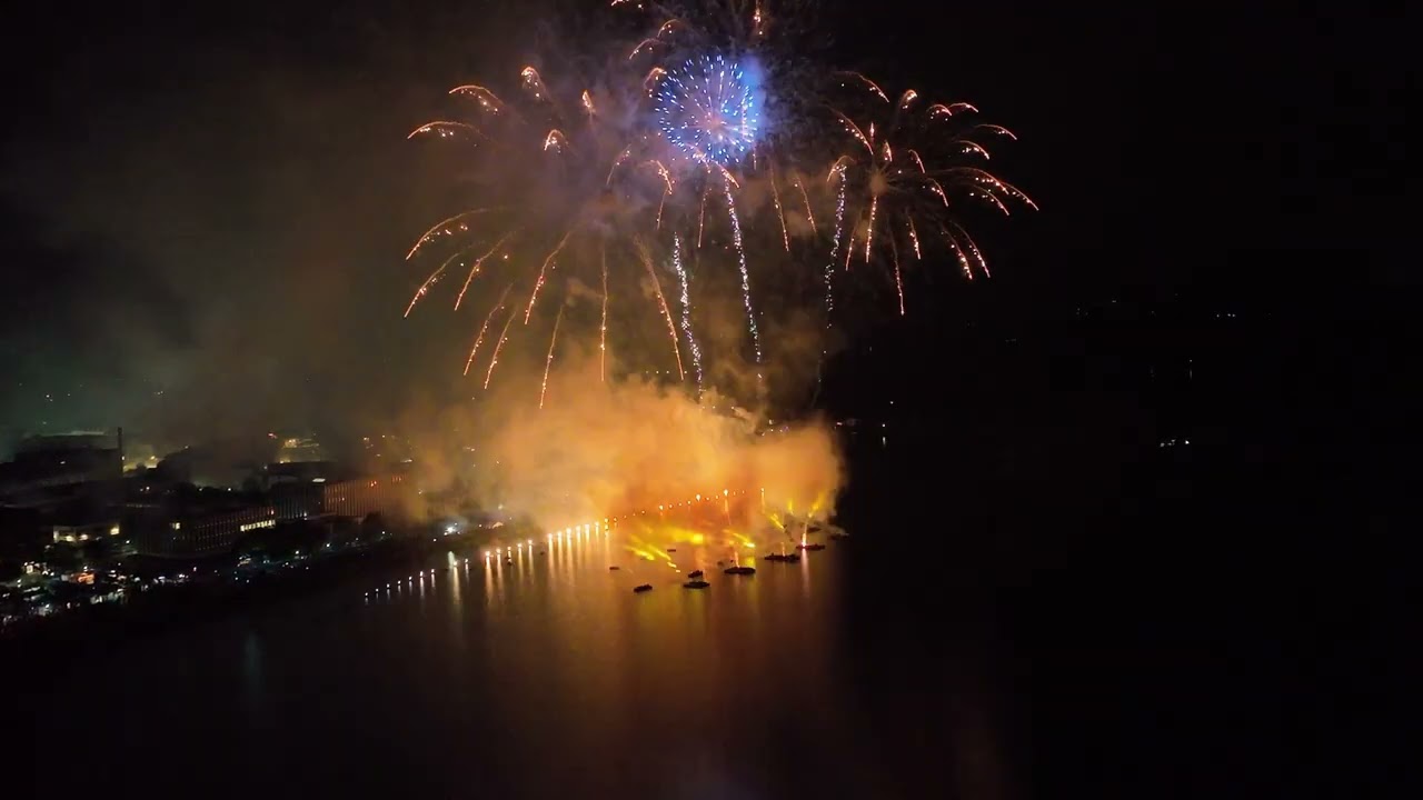 Fantastisk Regatta-fyrv&aelig;rkeri i Silkeborg 2022 - droneoptagelser