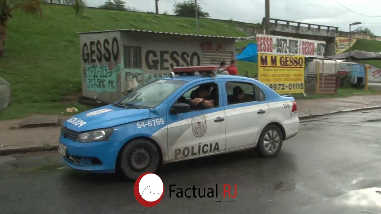 Policias da UPP da Vila Kennedy realizaram uma operação  para combater o roubo de carga