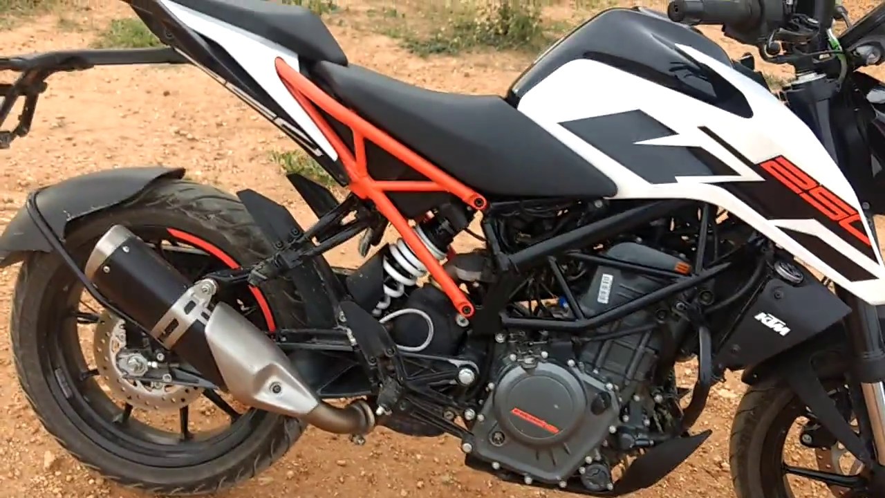 KTM 250 Duke Without An Exhaust Vs Stock Exhaust