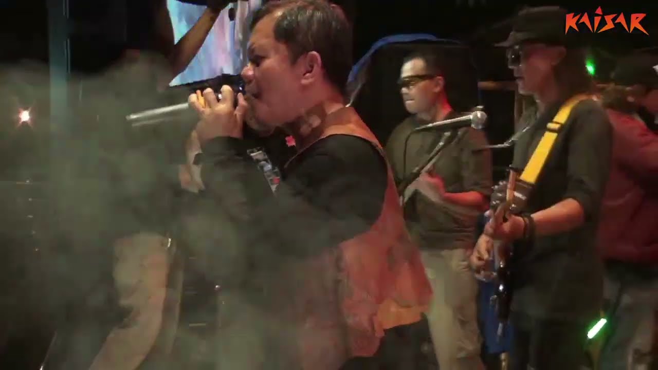 KAISAR BANHASIR - KERANGKA LANGIT ( Vokalis asli Kaisar ) Live