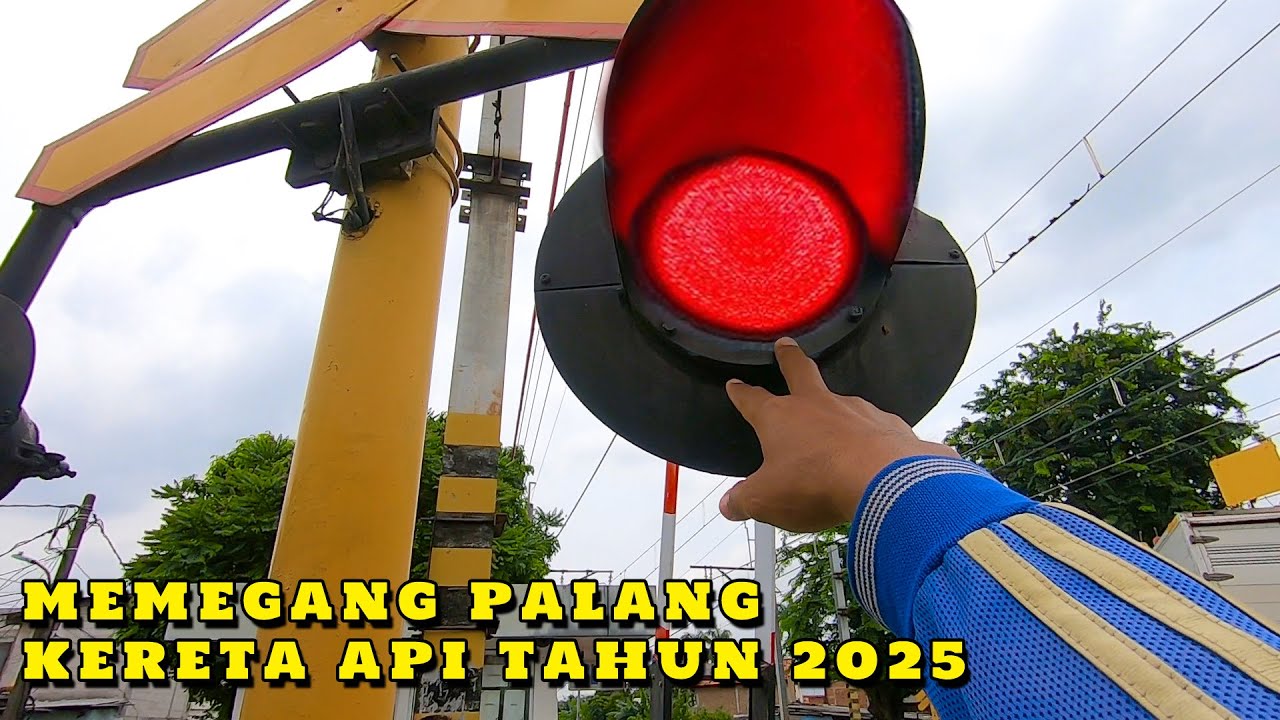 MELIHAT Perlintasan KRL JPL 8C Bojong Indah Th 2025 | Alarmnya jadi kayak gini sekarang 🤭🤫🤣
