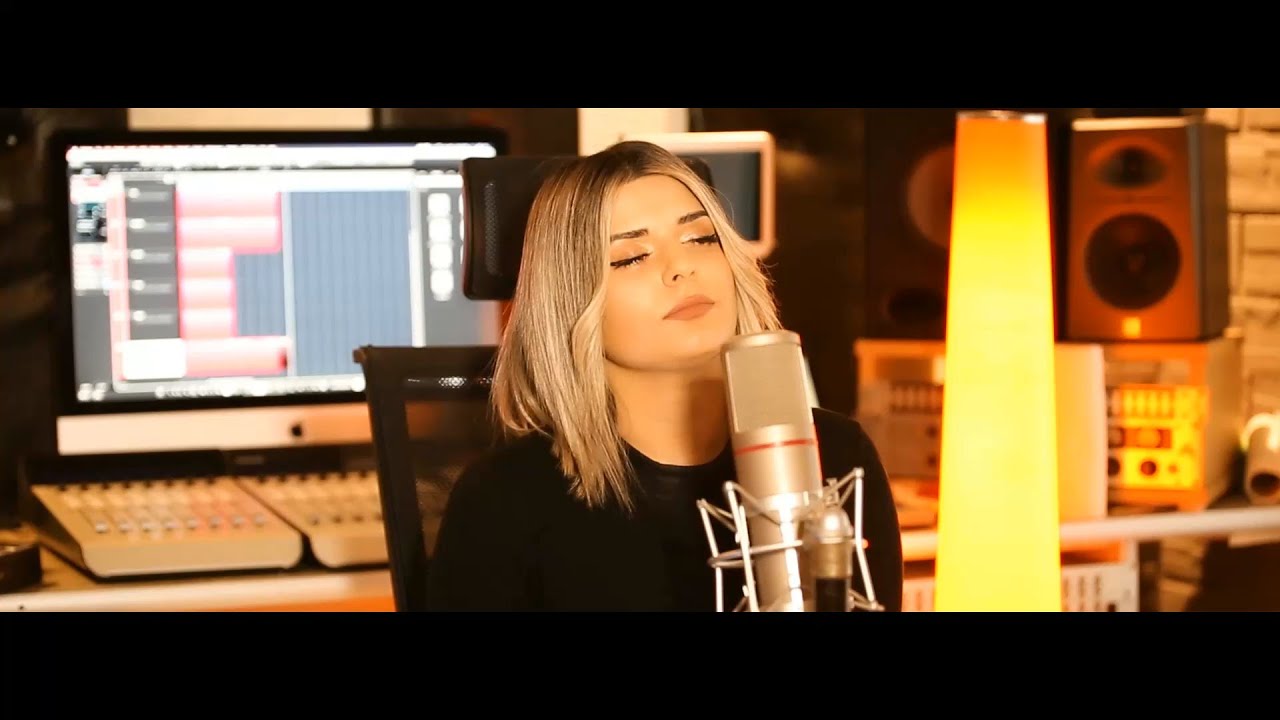 NAZLI IŞIK - PENCERESİZ KALDIM ANNE (Akustik)