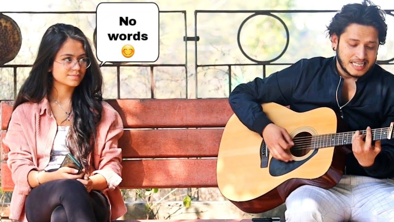 Love Special Romantic Mashup || Randomly Singing in Public || Amazing Rxn by MK