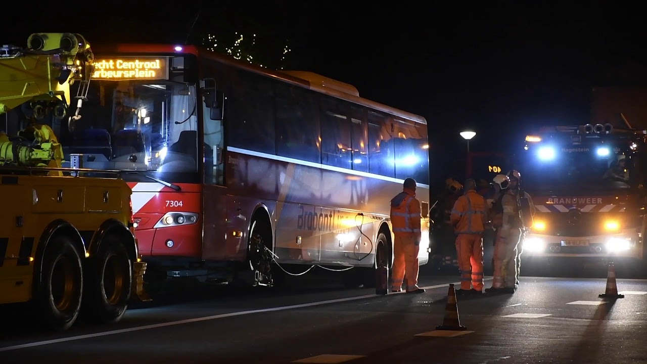 *primeur* Nieuwe TAS Brandweer Hagestein 09-5631 P1 voertuigbrand afrit A2 Vianen