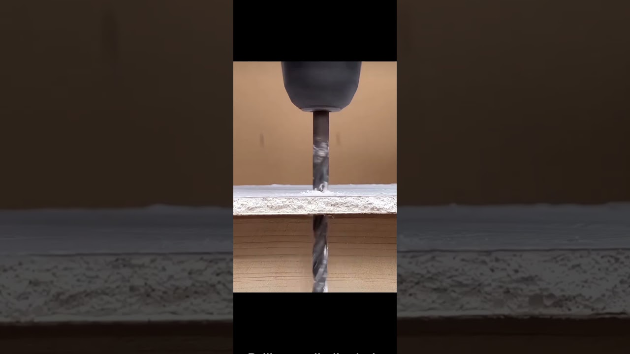 How to fasten screws into thin plywood using a tox screw?