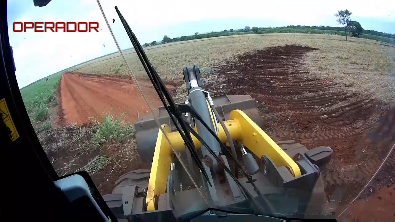 Construíndo vírgula com lombada de 8 metros  #OPERADOR