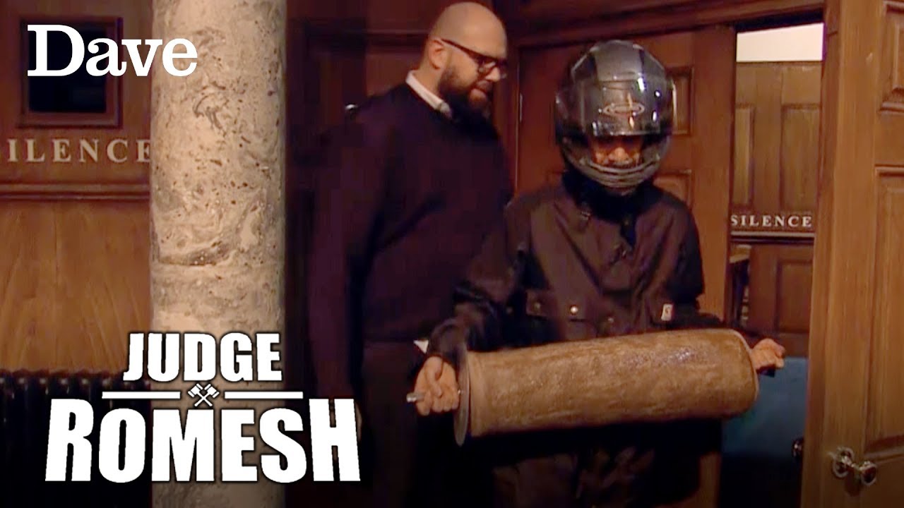 Tom Davis Orders An ENTIRE Kebab | Judge Romesh