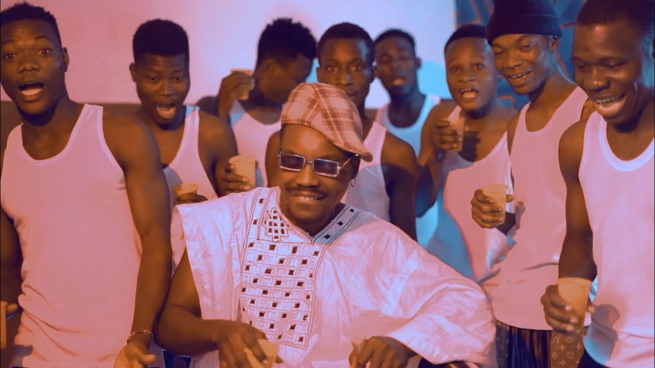 Mr ASSEY 1+1=12  (Clip officiel)