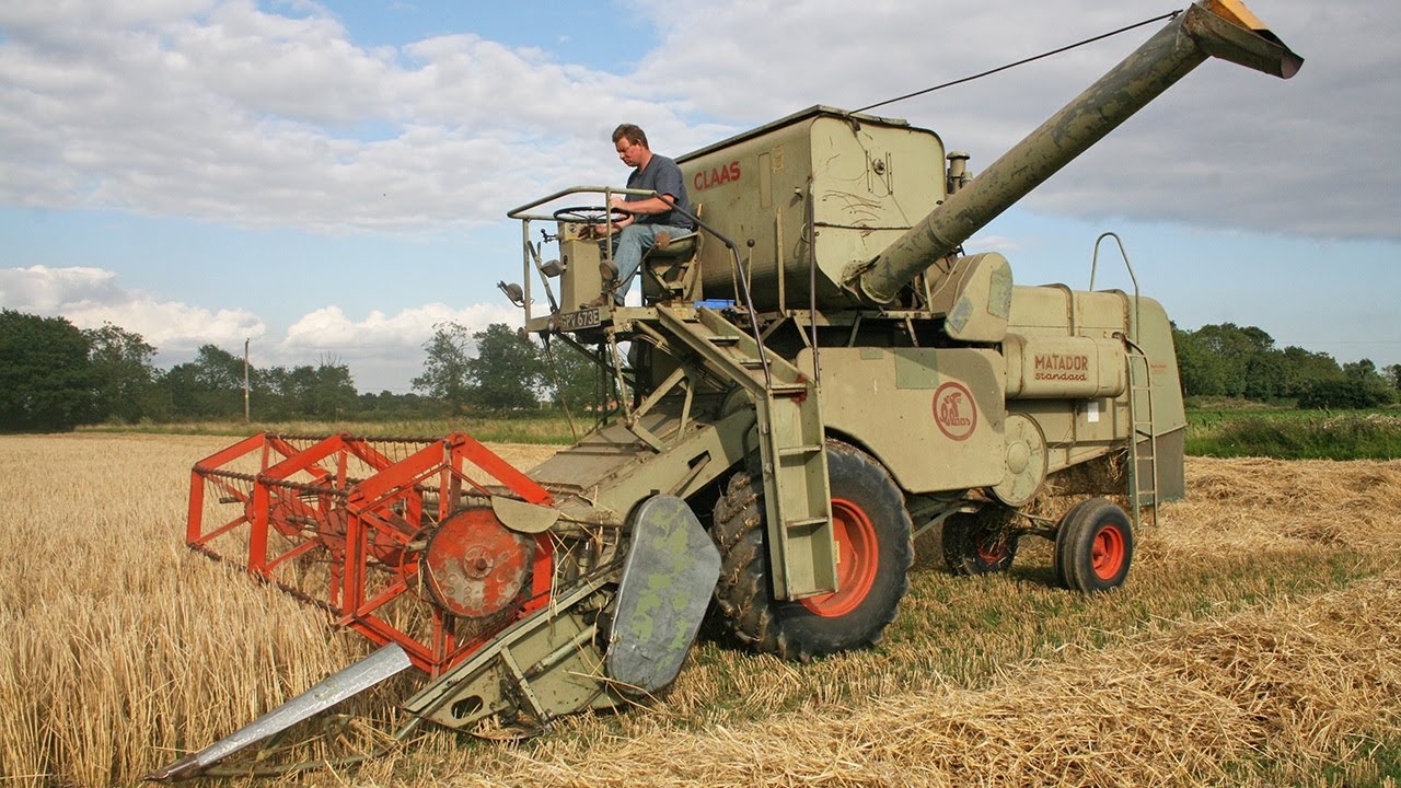 Classic 1967 Claas Matador Standard combine | Vintage harvesting