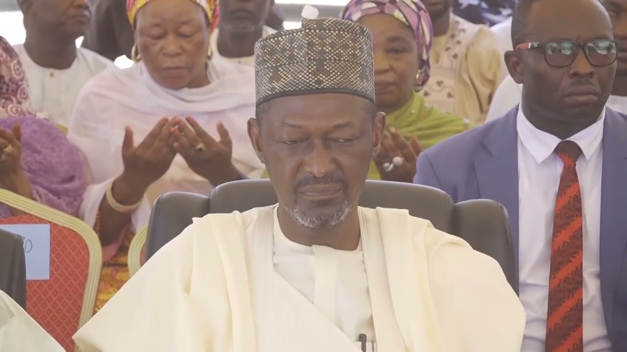 Zulum Marks Democracy Day with Support for IDPs in Borno