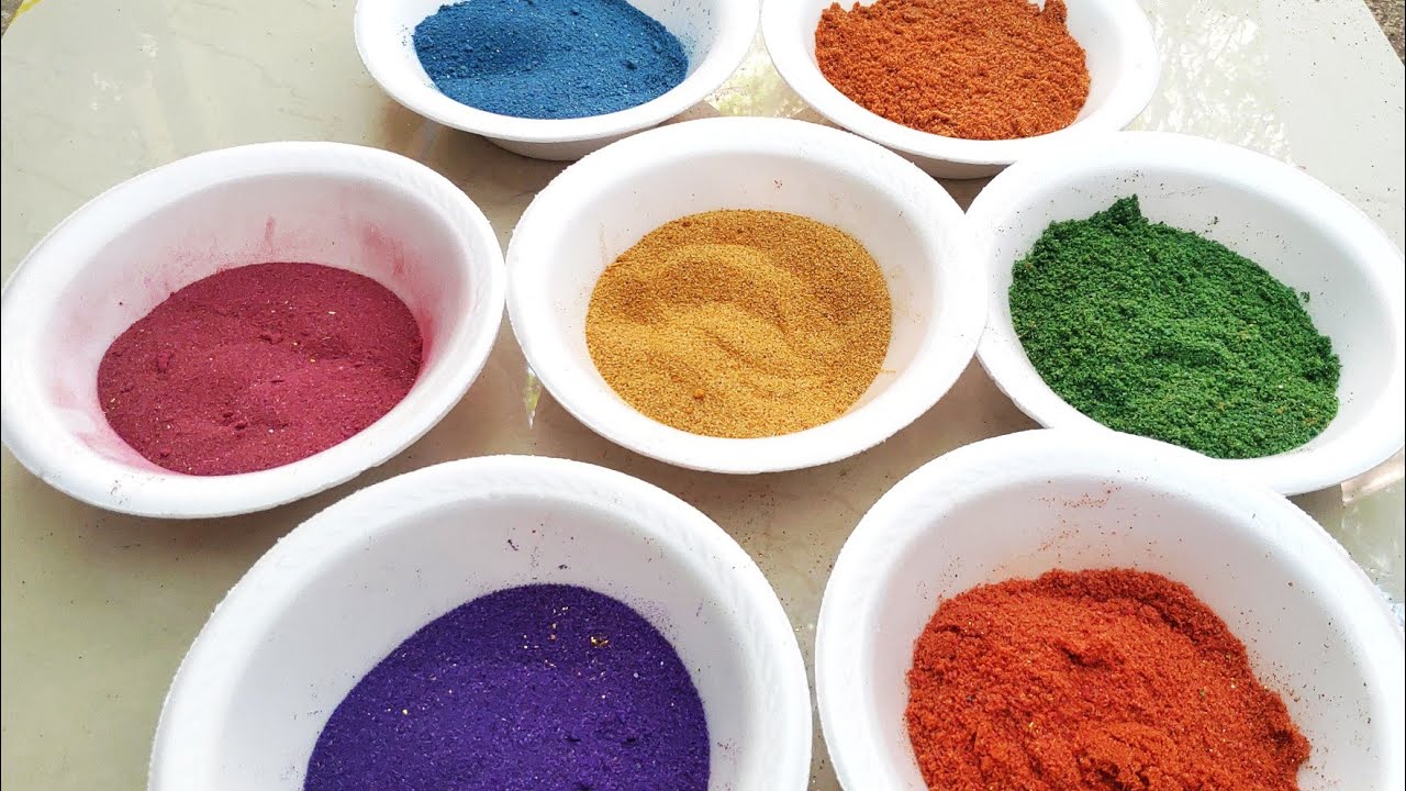 ಬಣ್ಣ ಬಣ್ಣದ ರಂಗೋಲಿ ಪುಡಿ ಮನೆಯಲ್ಲಿ ನೀವೇ ಮಾಡಿ| Rangoli powder making at home | Rangoli powder in kannada