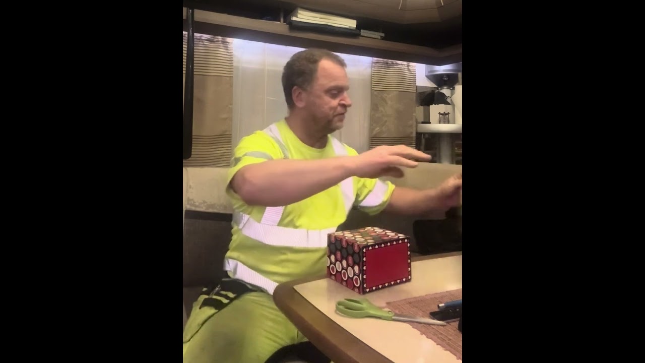 Unboxing julklapp