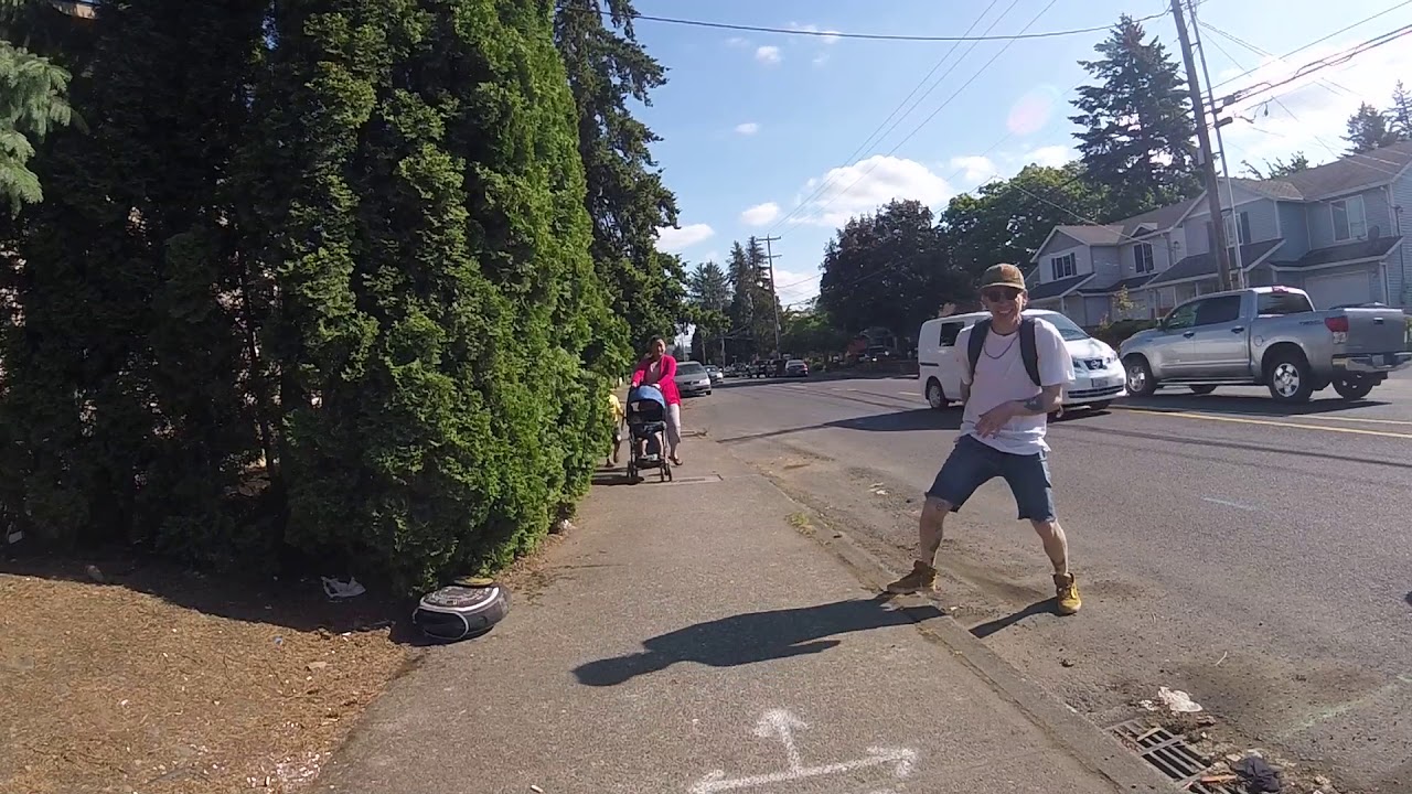 HILARIOUS FAIL - EUC SREET STREET TRICKS Inmotion Glide2