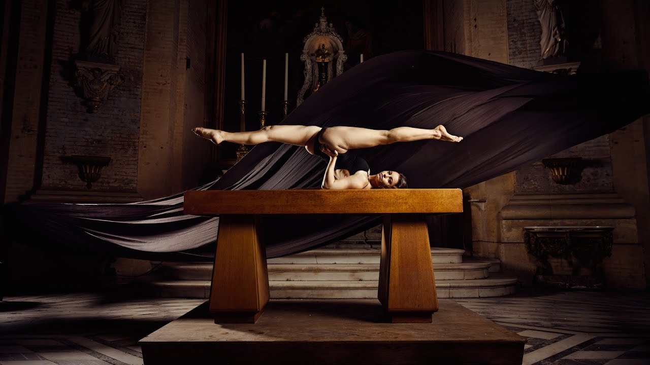 Create EPIC dance photos with flying fabrics!