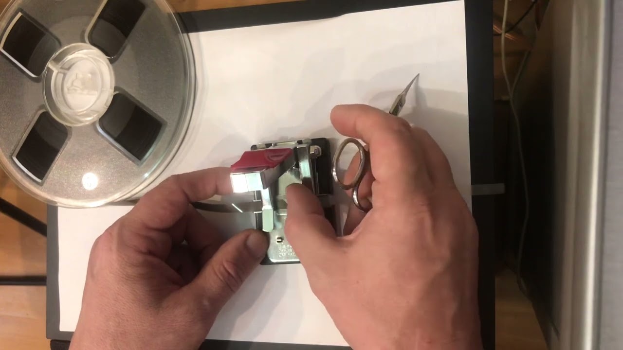 Tape splicer Akai