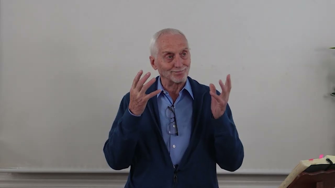 Почему Бог повелевает нам поклоняться Ему — и как это на нас влияет.