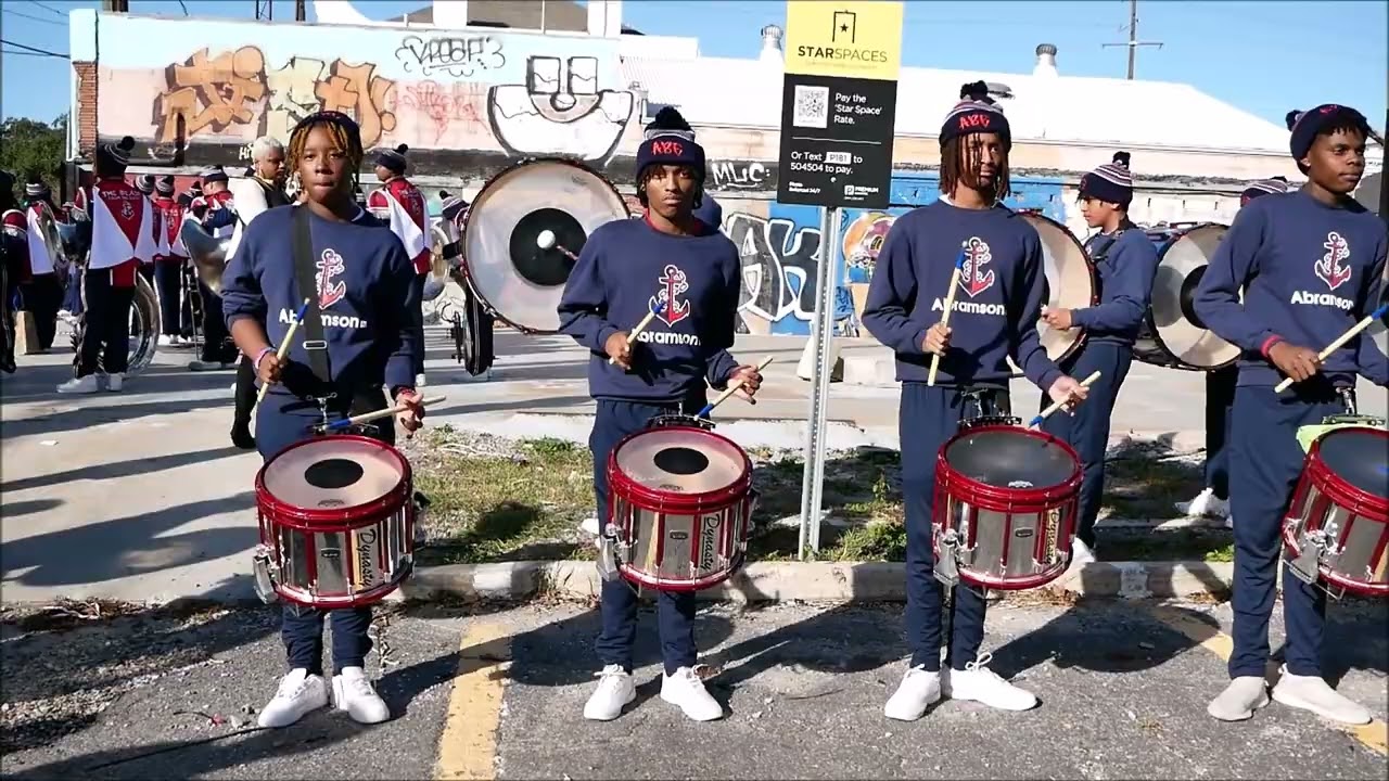 Abramson vs Warren easton Drum battle 2023 Full coverage @ Sugarbowl parade (HD) 4K
